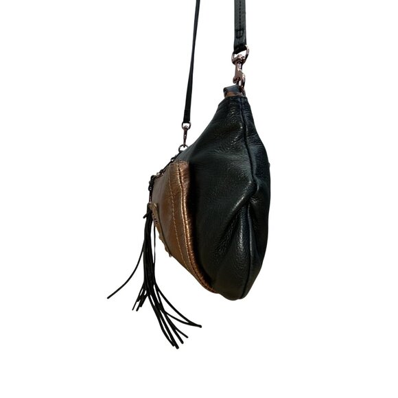 B. Makowsky Women’s Black & Bronze Leather With Fringe Zippered Crossbody Bag - Picture 2 of 15
